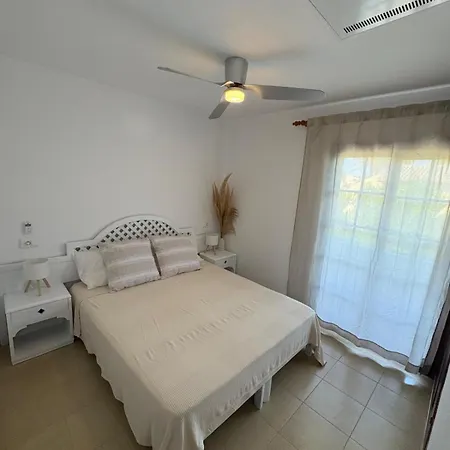 En La Playa Con Piscina Apartment *